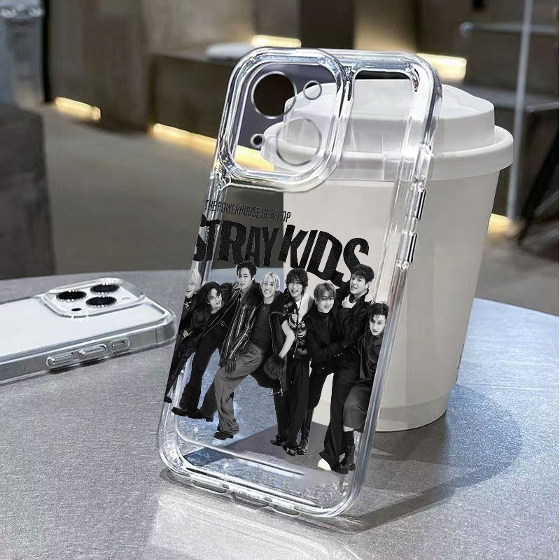 StrayKids TPU製スマホケース iPhone 17 - Phone Cases Best のレビューと価格