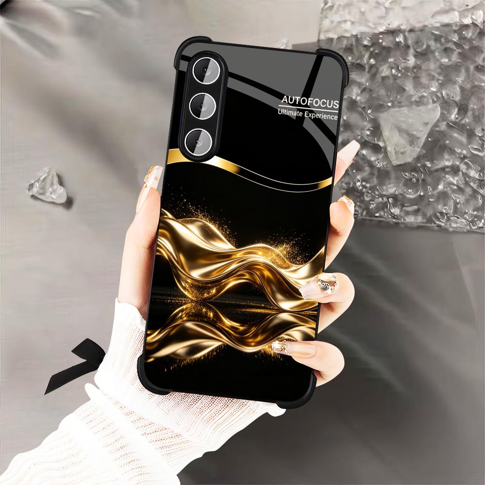 高級感のあるメタリックゴールドのビジネス向けスマホケース、s - Phone Cases Quad Lock のレビューと価格