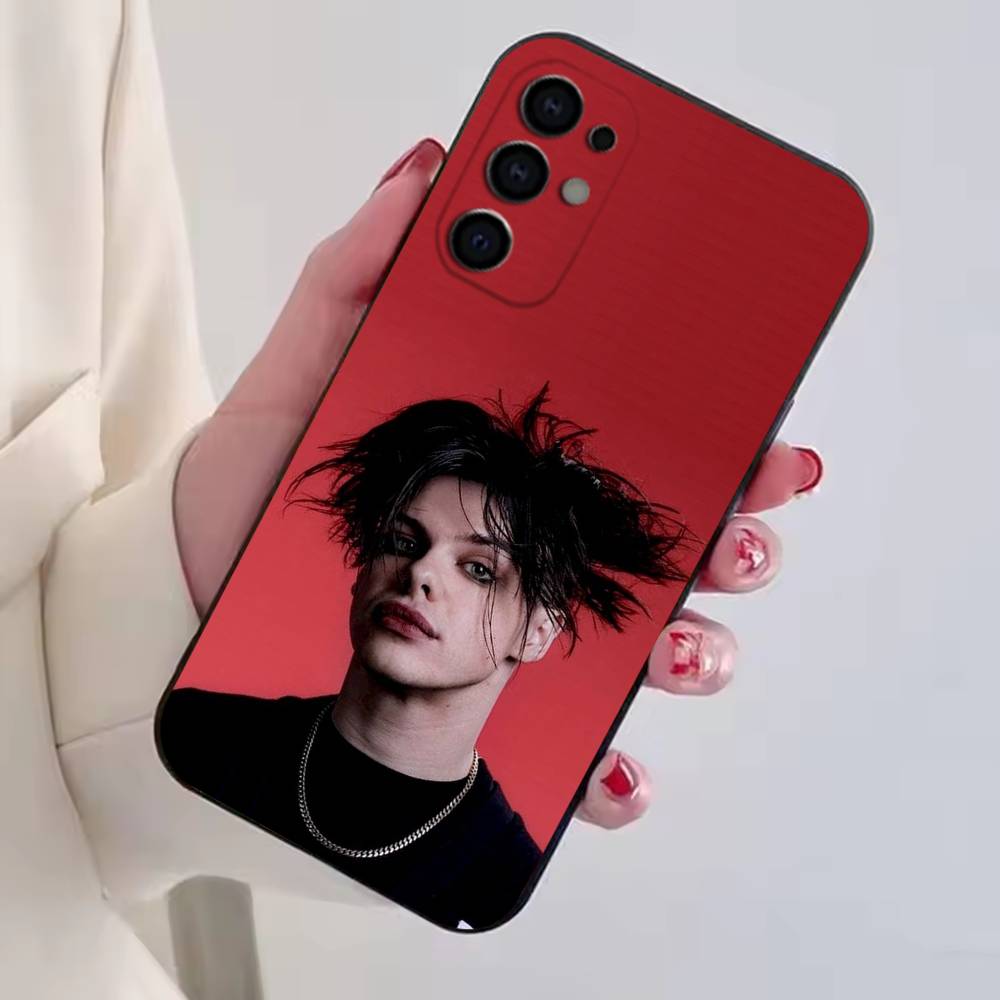 英国歌手Yungbludのスマホケース、ブラックシリコンソフ - Phone Cases Uk Samsung のレビューと価格