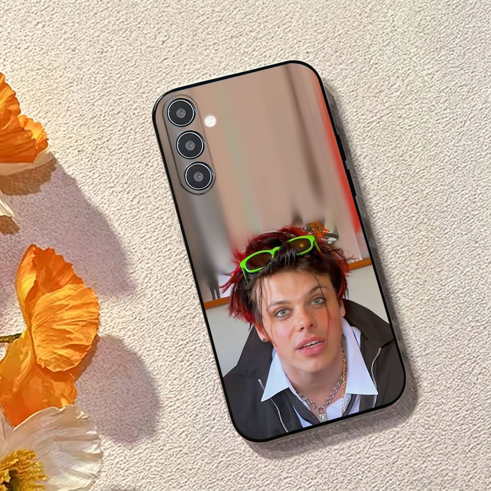 英国歌手ユングブラッドの電話ケース ブラックシリコンソフト  - Phone Cases Uk Samsung のレビューと価格