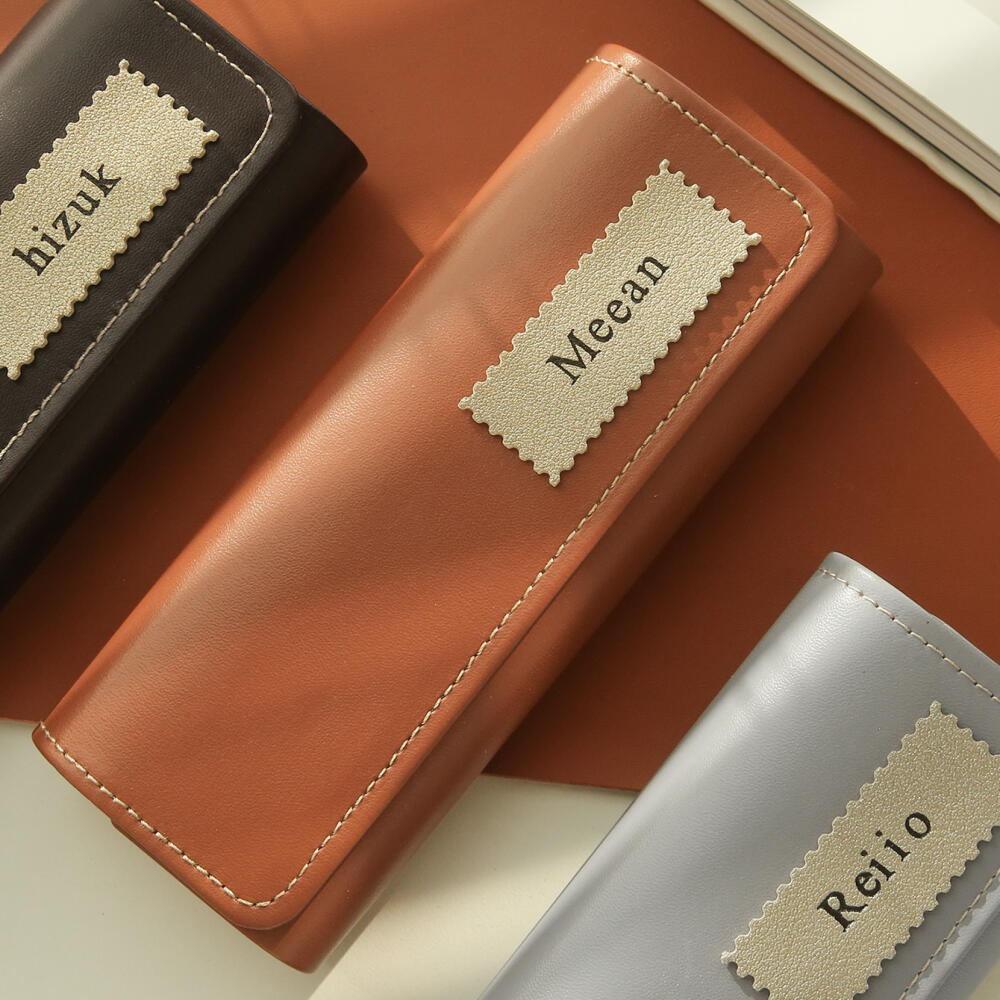 パーソナライズされたカスタム名レザータグ眼鏡ケースソフト P - Monogram Custom Case のレビューと価格